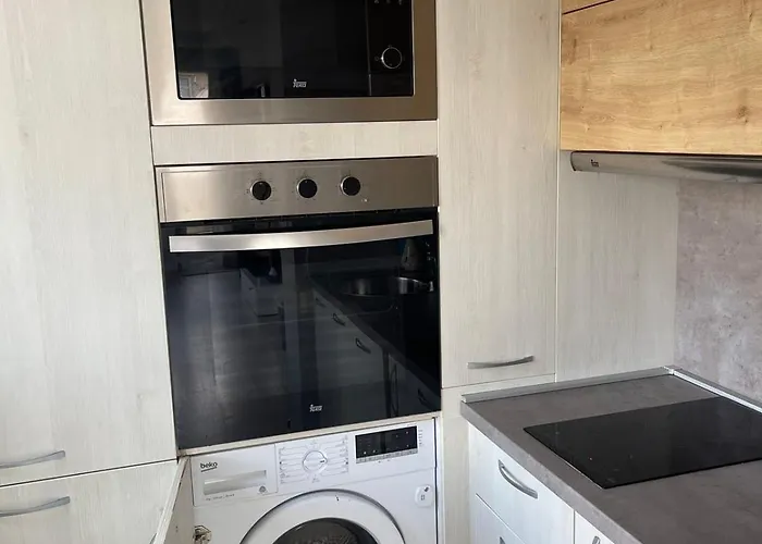 Apartament Chicago Modern 1bdr Near Arena 8888 And Sofiamed